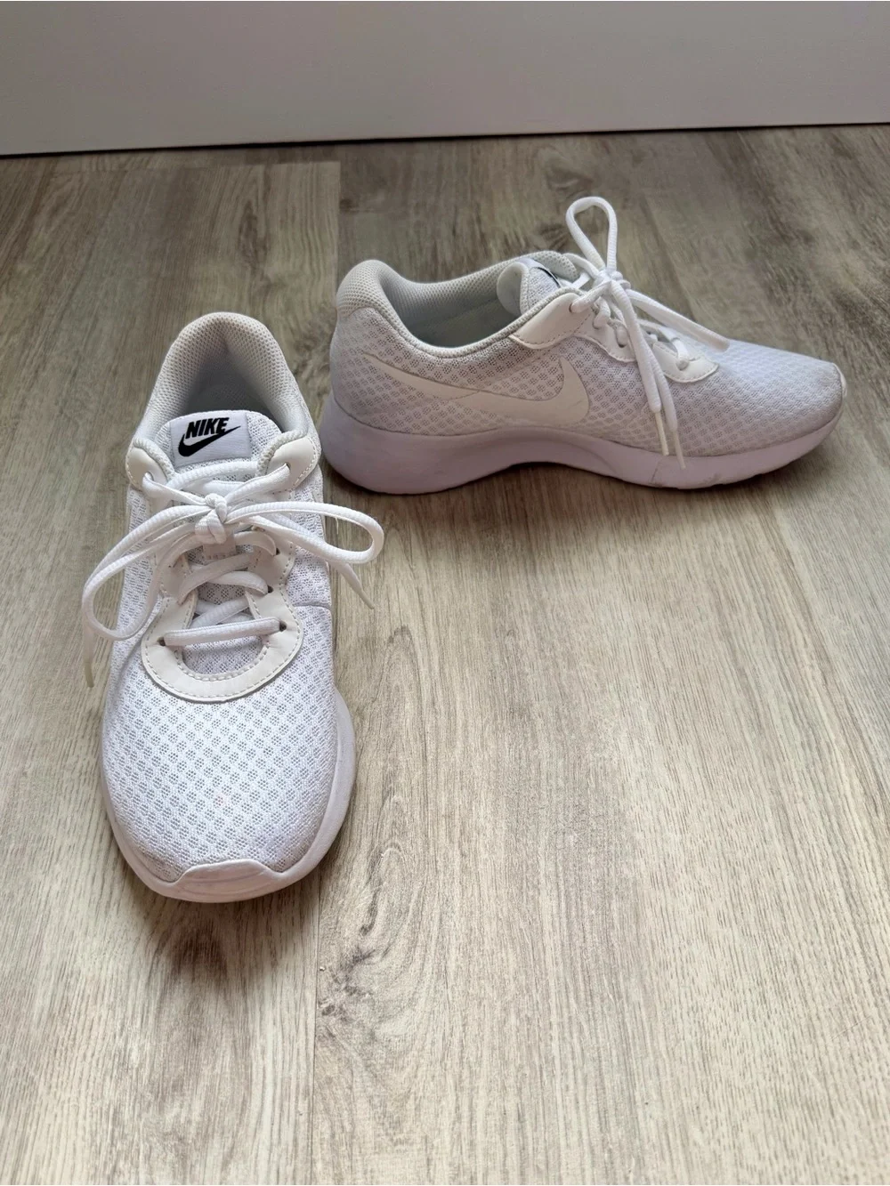 Nike - Women’s White Mesh Lace-Up Sneakers - size 7.5